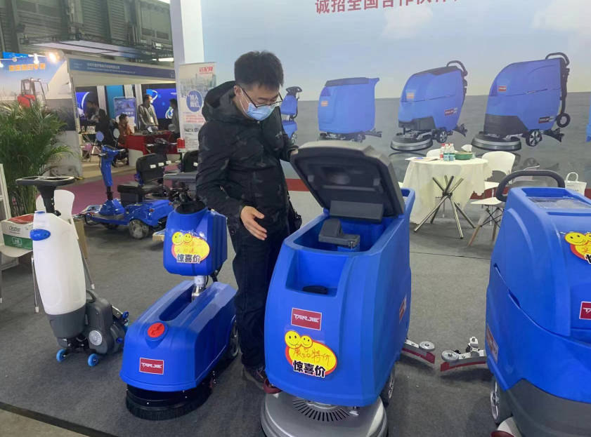 景德镇坦洁洗地机公司致力于电动洗地机的生产、销售和服务百家